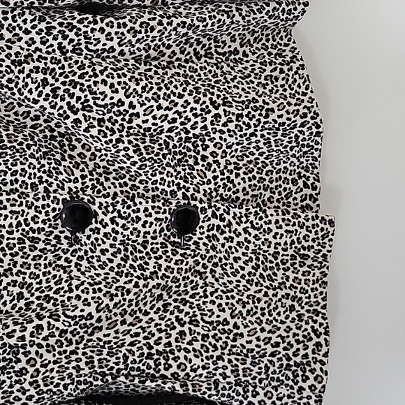 Charles Gray London Animal Print Blazer, Size Medium - Picture 4 of 9